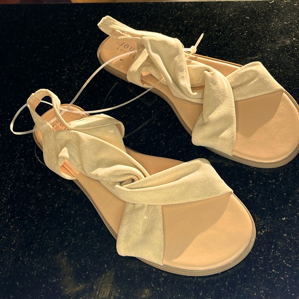 Journee Collection size 12